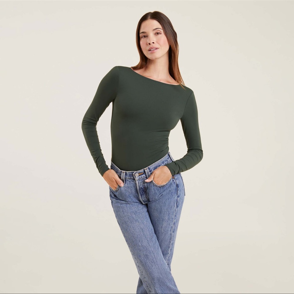 NUUDS evergreen open back bodysuit size medium - never worn brand new